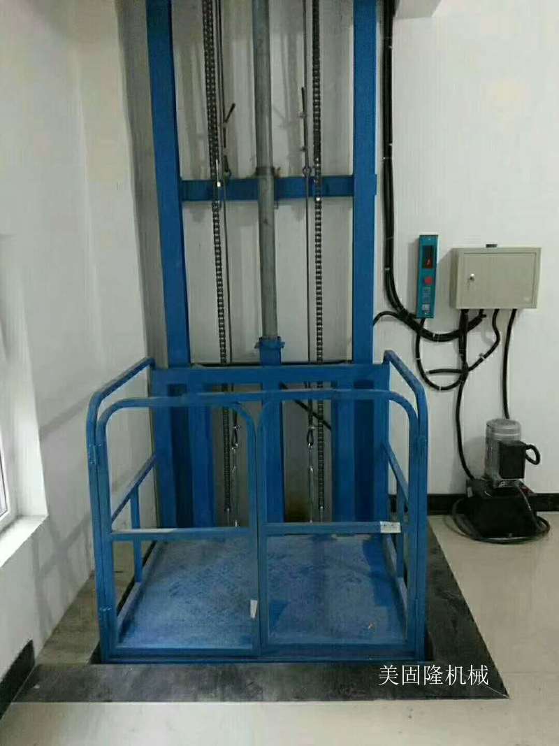 西宁单臂导轨式升降机厂家